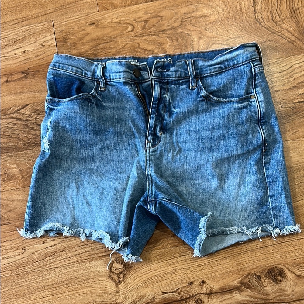 a.n.a -Distressed Denim Shorts